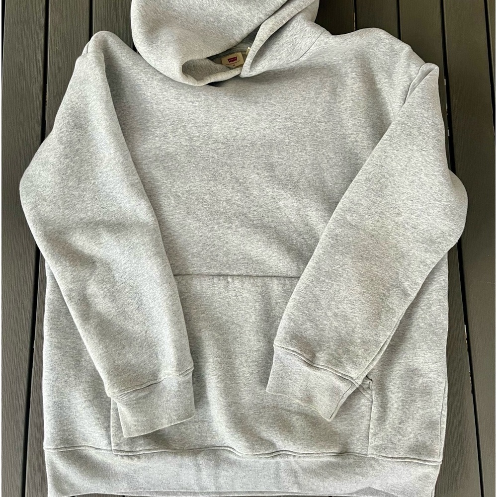 MEN’S XS Levi’s Hoodie bought in Florence, Italy